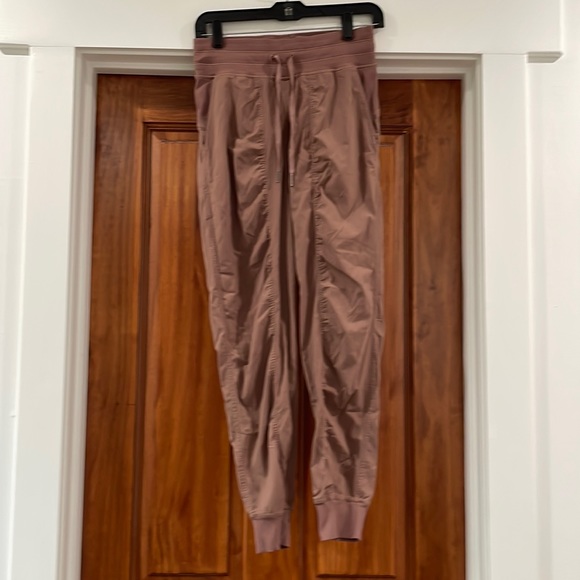 lululemon athletica Pants - Lululemon Joggers